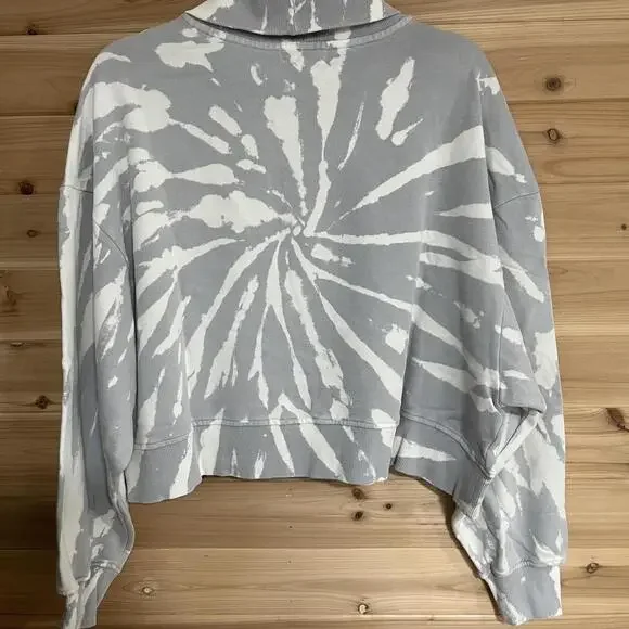 525 Sold At Revolve Size - Picture 4 of 7